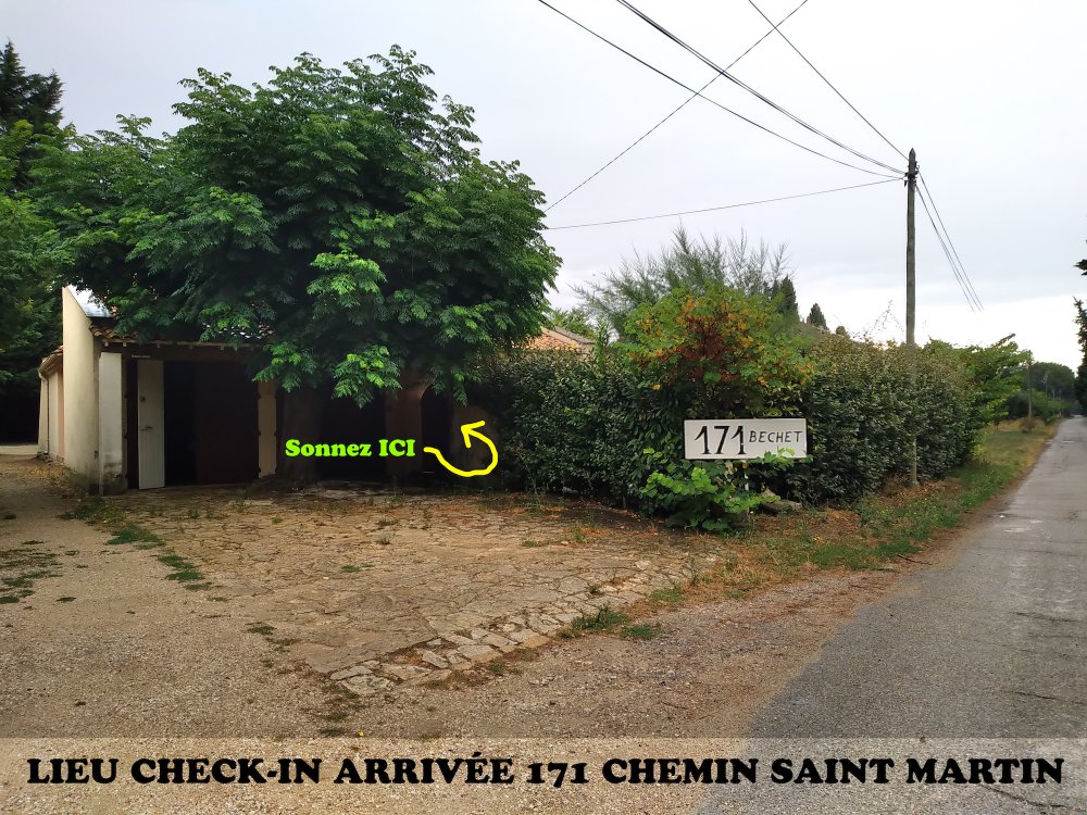 Aire camping-car  Vallabrgues (30300) - Photo 11